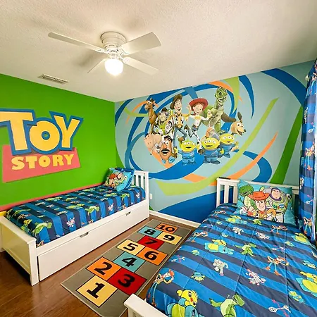 Family Fun 6Br Poolside W Water Park Game Room